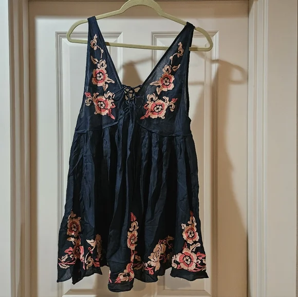 Free People Embroidered Aida Mini Slip Dress V Neck Sleeveless A Line S Navy NWT - Picture 2 of 15